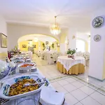 Carlo Magno Отель 4*
