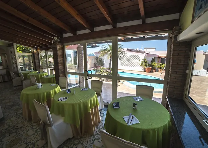 Szálloda Carlo Magno 4*